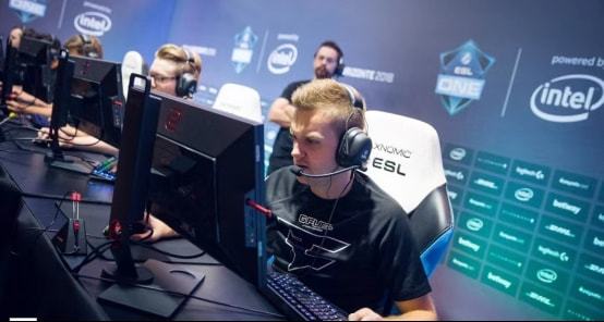 它包含四个 它包含四个