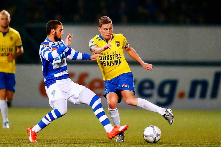 为两组对决 为两组对决